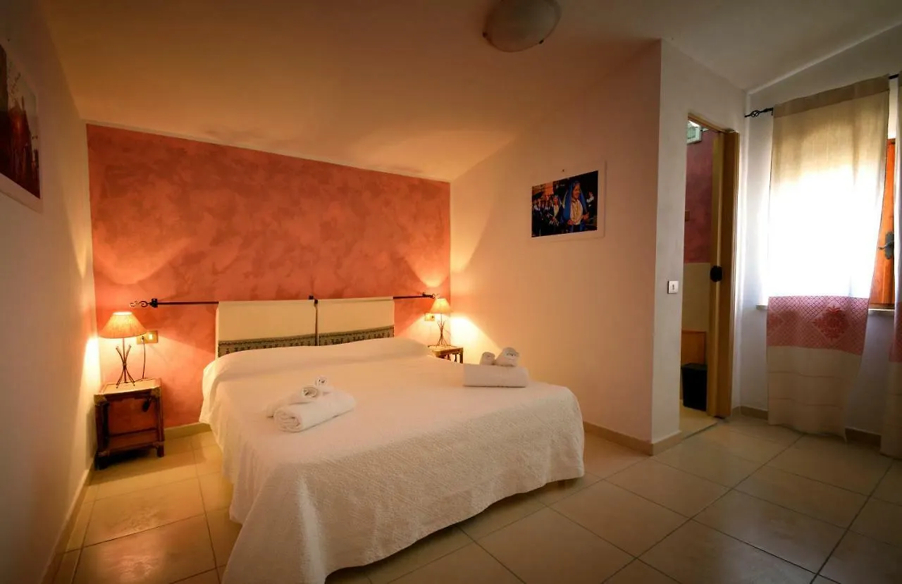 Affittacamere Domo Sant'Antioco Hotel